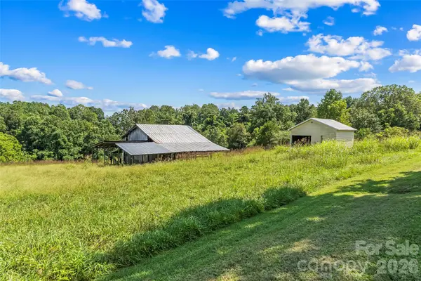 402 Catawba ST, Morganton, NC 28655
