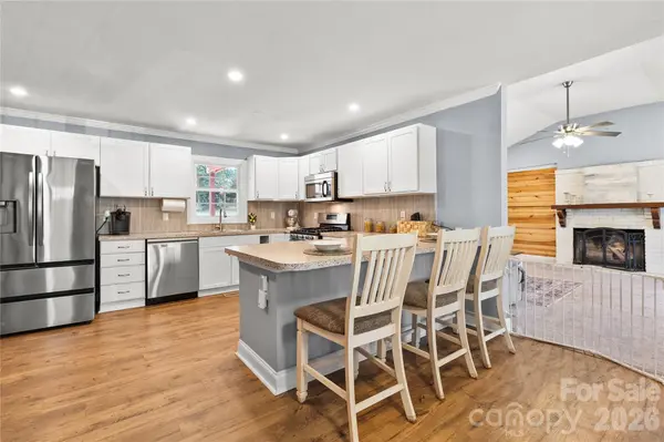3601 Chapelwood DR, Gastonia, NC 28052