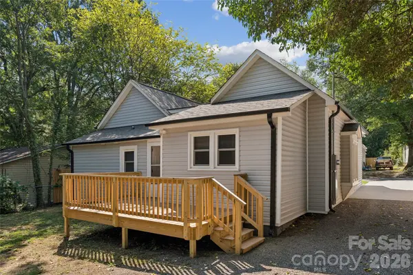 172 Eudy DR NW, Concord, NC 28025
