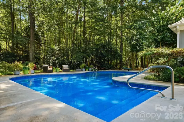 1 Brigadoon LN, Waxhaw, NC 28173