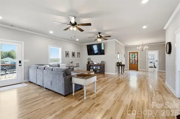 5712 Hoover Elmore RD, Vale, NC 28168