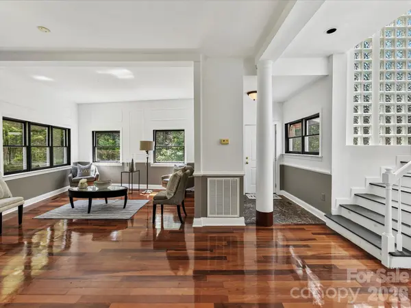 9821 Harvest LN, Davidson, NC 28036