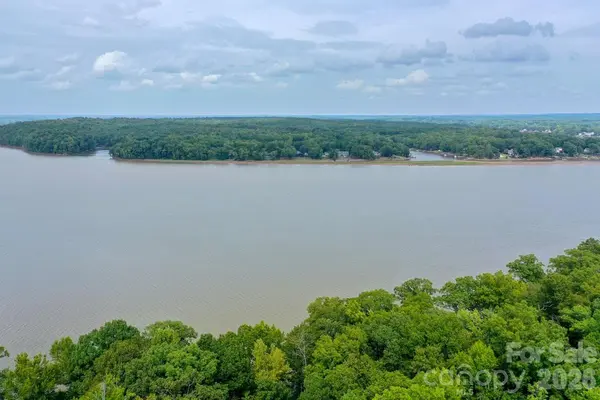 238 Bluff LN, Salisbury, NC 28146
