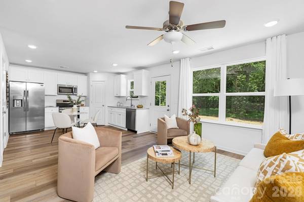 1243 Janice RD, Lincolnton, NC 28092