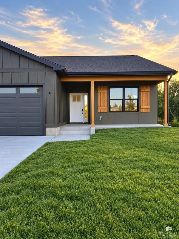 500 S Wreath AVE, Manhattan, KS 66503