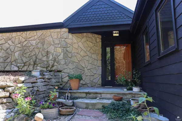 5707 Saddle Rock RD, Manhattan, KS 66503