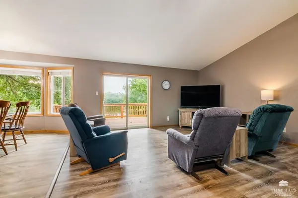 14940 Austrian Pine Trail, Wamego, KS 66547