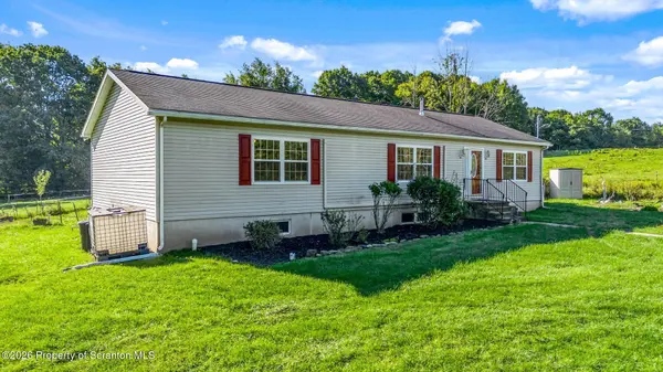 1328 Cortez RD, Lake Ariel, PA 18436