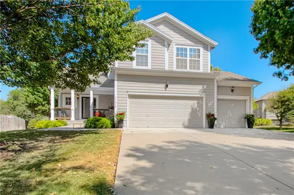 17514 W 162nd ST, Olathe, KS 66062
