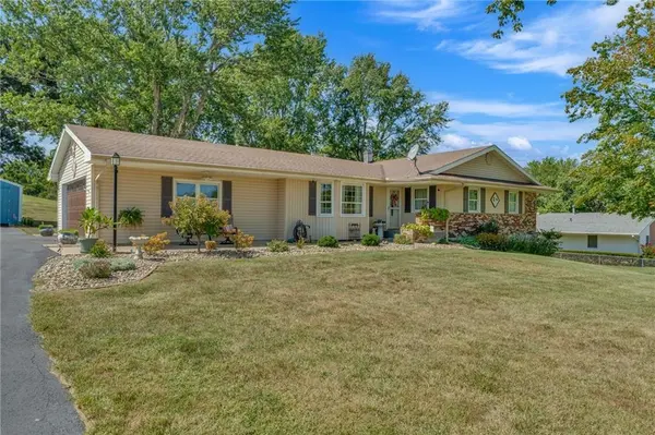 9664 K7 HWY, Atchison, KS 66002