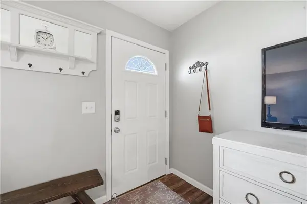 209 Lee DR, Liberty, MO 64068