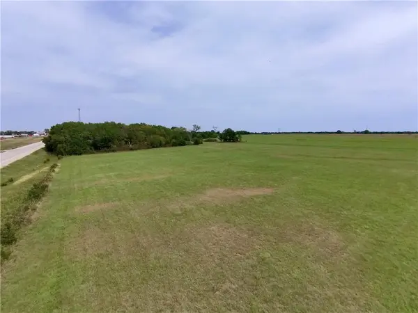 1313 16th RD, Burlington, KS 66839