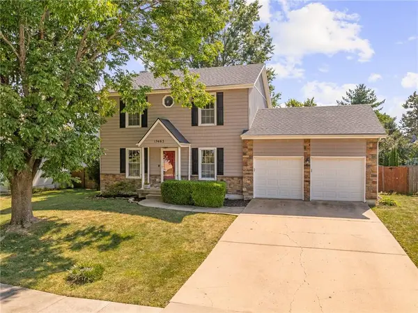 15463 W 147th DR, Olathe, KS 66062