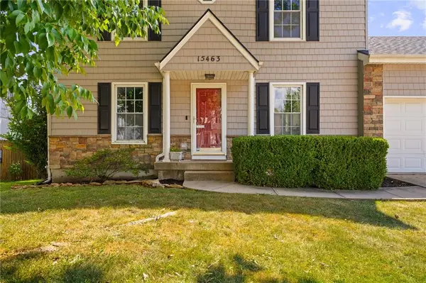 15463 W 147th DR, Olathe, KS 66062