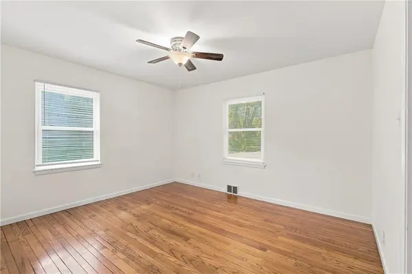 11109 Elmwood AVE, Kansas City, MO 64137