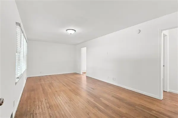 11109 Elmwood AVE, Kansas City, MO 64137