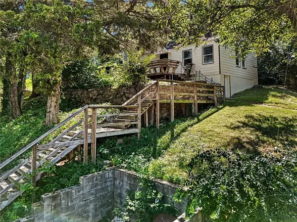 5129 Freeman AVE, Kansas City, KS 66102