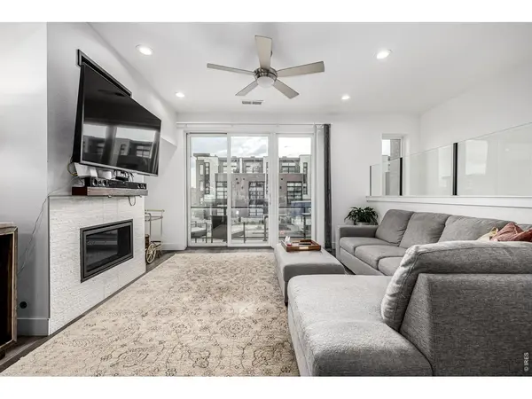 6820 E Lowry, Denver, CO 80230