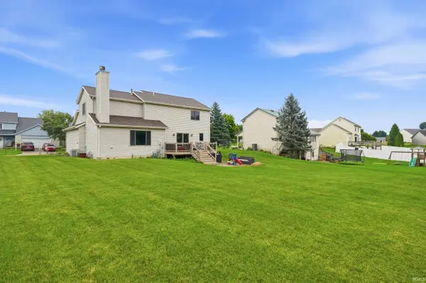 216 Old Bog RD, Avilla, IN 46710-9797