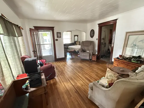 389 E Main ST, Camden, IN 46917