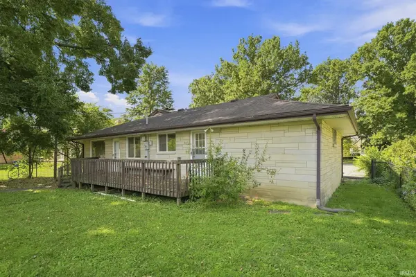 912 N Warwick DR, Muncie, IN 47304