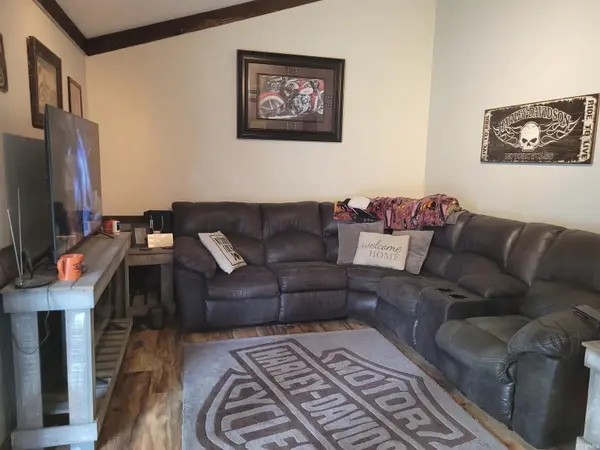 7532 Imperial Plaza DR, Fort Wayne, IN 46835