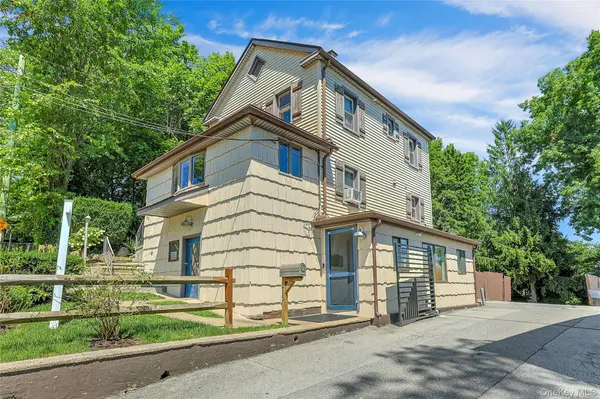 215 Chestnut ST, Port Chester, NY 10573