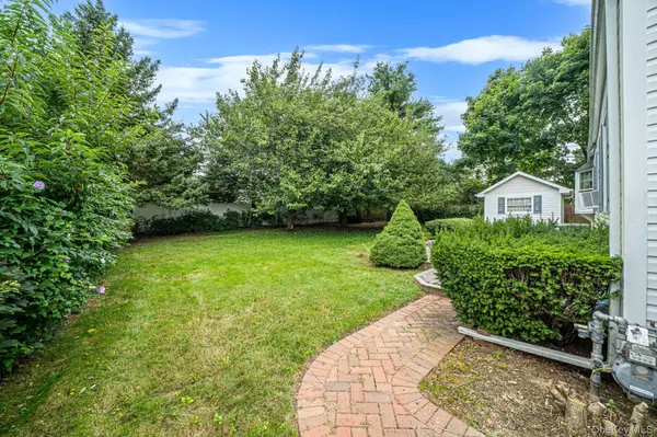 69 Pilcher ST, Babylon, NY 11702
