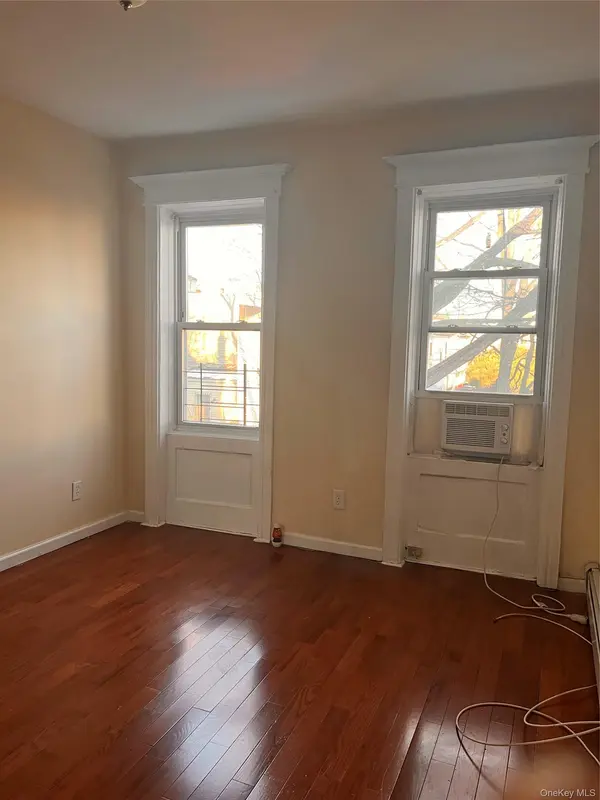 10517 170th ST #1, Jamaica, NY 11433
