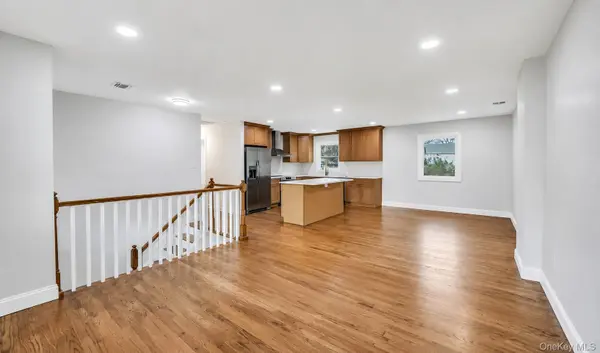 339 Avenue B, Ronkonkoma, NY 11779