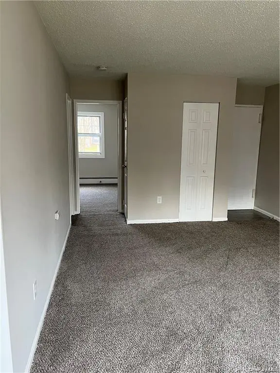 1502 Barclay MNR #15B, Newburgh, NY 12550