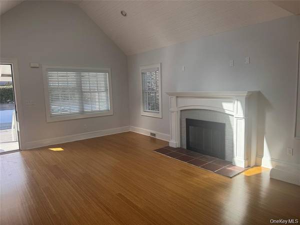 46 Clayton AVE, East Atlantic Beach, NY 11561