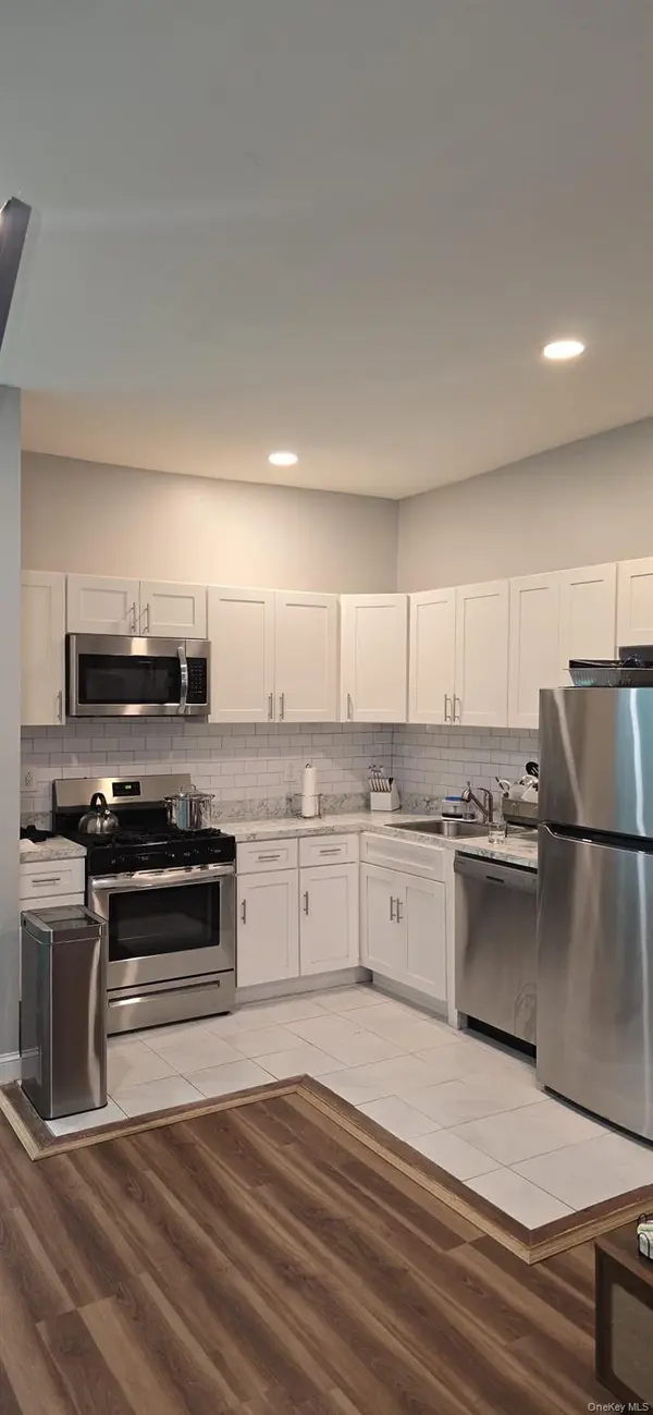 17211 Baisley BLVD, Jamaica, NY 11434