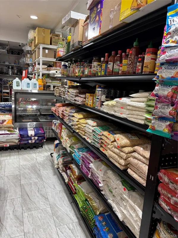 1430 zarega ave, Bronx, NY 10462