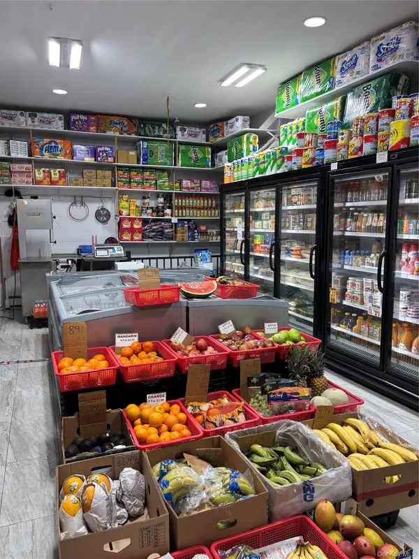 1430 zarega ave, Bronx, NY 10462