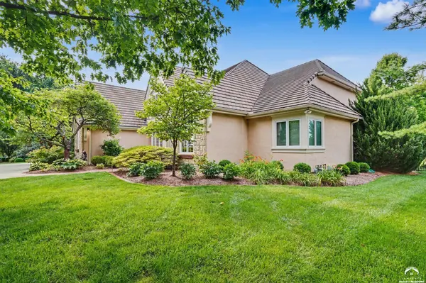 4305 Nicklaus DR, Lawrence, KS 66047