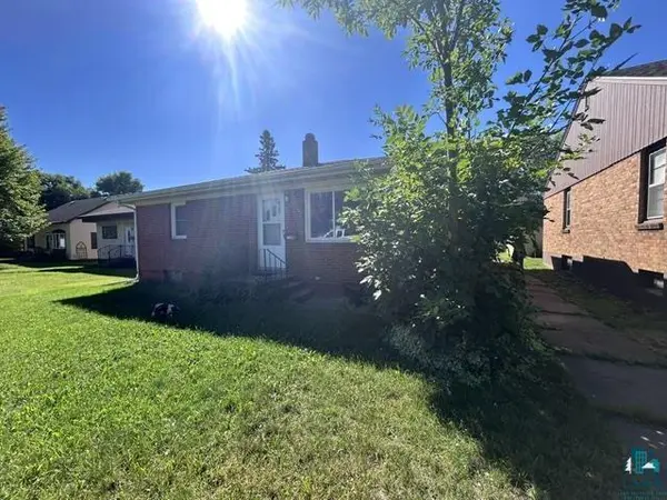 728 Fayal Rd, Eveleth, MN 55734