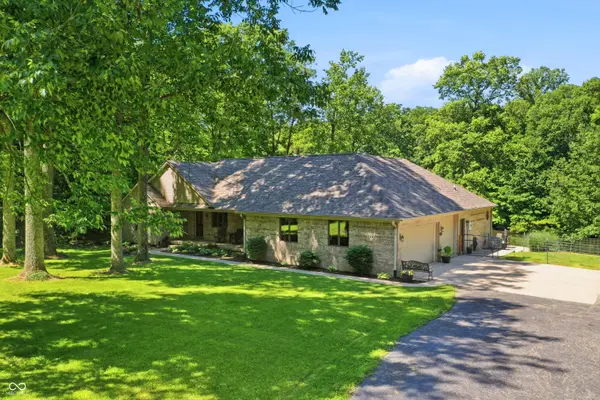 9279 New Harmony RD, Martinsville, IN 46151