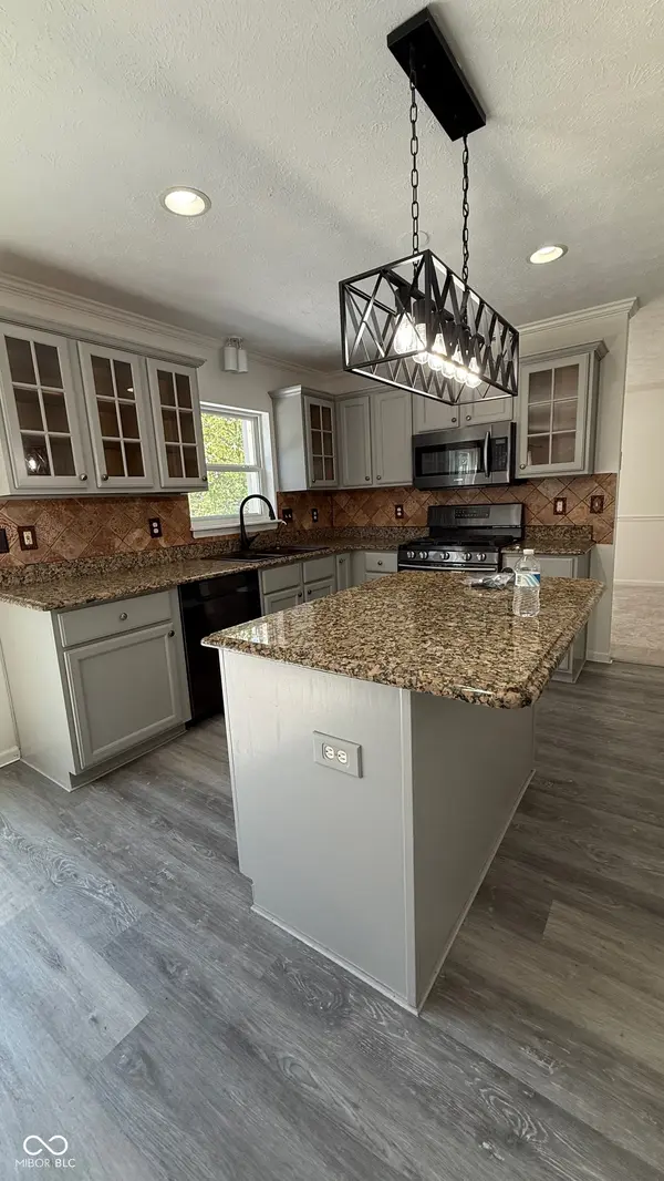 5813 Sedgegrass XING, Carmel, IN 46033