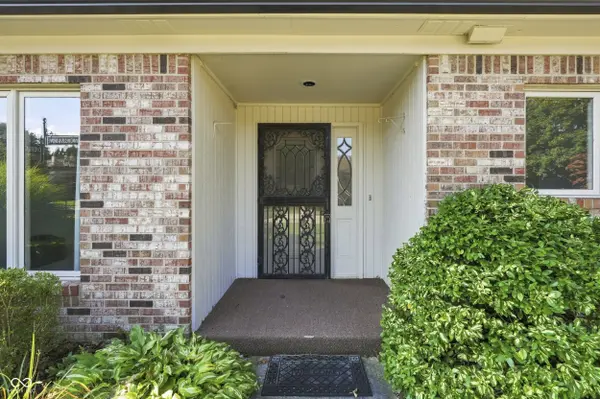 1051 Andalusia GRV, Indianapolis, IN 46260