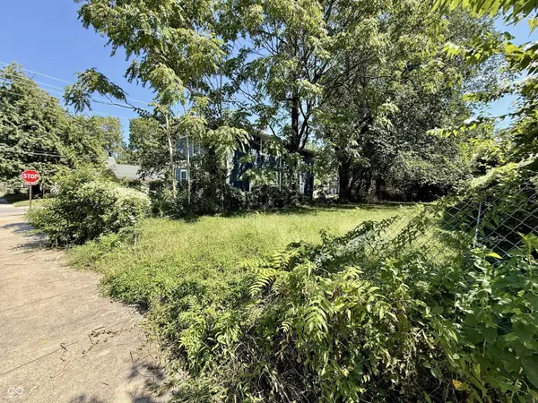 3467 N Kenwood, Indianapolis, IN 46208