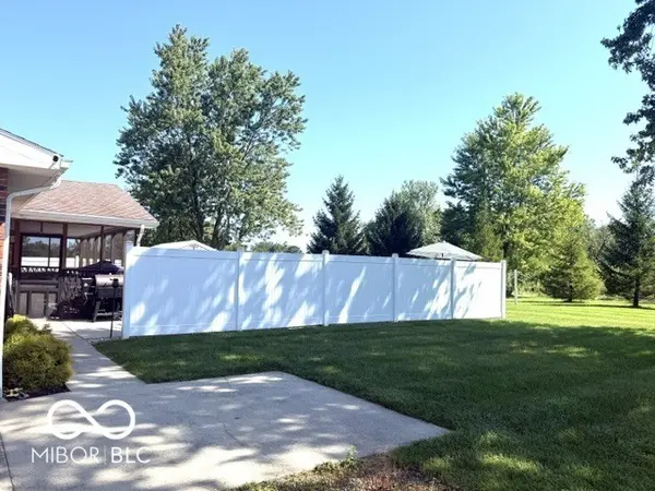 303 Mattie Harris RD, Centerville, IN 47330