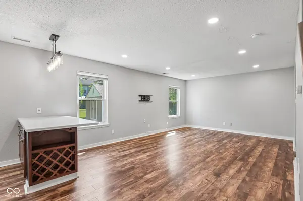 4039 Magnolia DR, Franklin, IN 46131