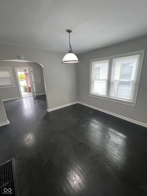 854-856 N Bradley AVE, Indianapolis, IN 46201