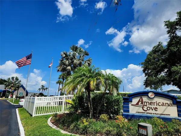 636 MOUNT PINEY AVE NE #702, St Petersburg, FL 33702
