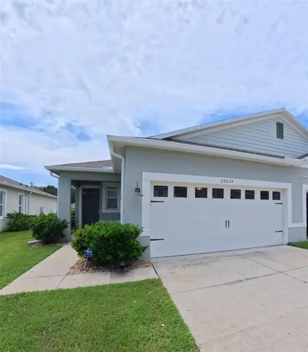 29229 ARMOYAN BLVD, Leesburg, FL 34748