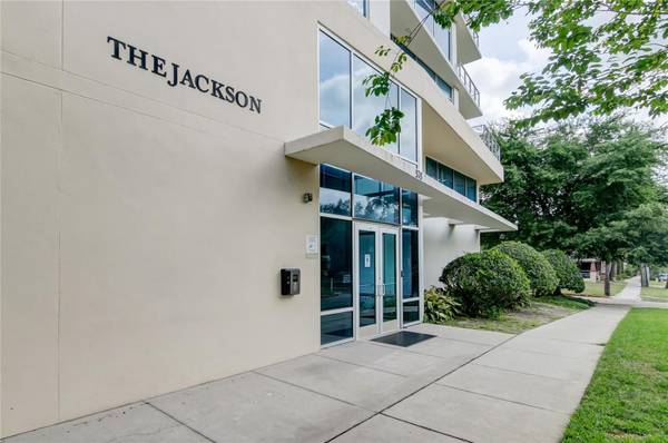 525 E JACKSON ST #704, Orlando, FL 32801