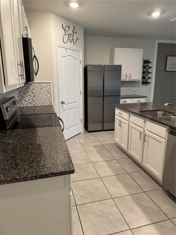 2755 SUNKISSED DR, Magnolia Square, FL 34771