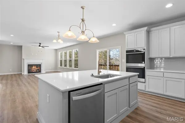 1 TBB Waterford II @ Persimmon Trace, Weldon Spring, MO 63304