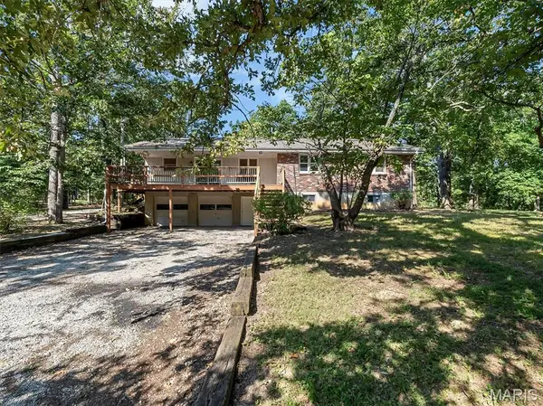 11 Edith DR, Bourbon, MO 65441